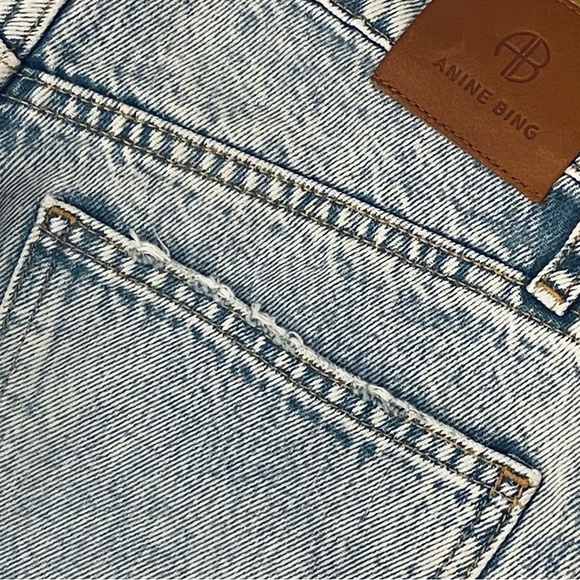 Anine Bing Sonya Jeans in Washed Blue - Picture 10 of 11